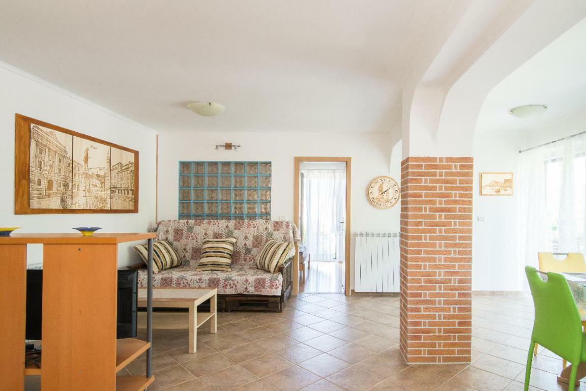 Solmar, Apartment With Big Terrace Near Nature Порторож Экстерьер фото